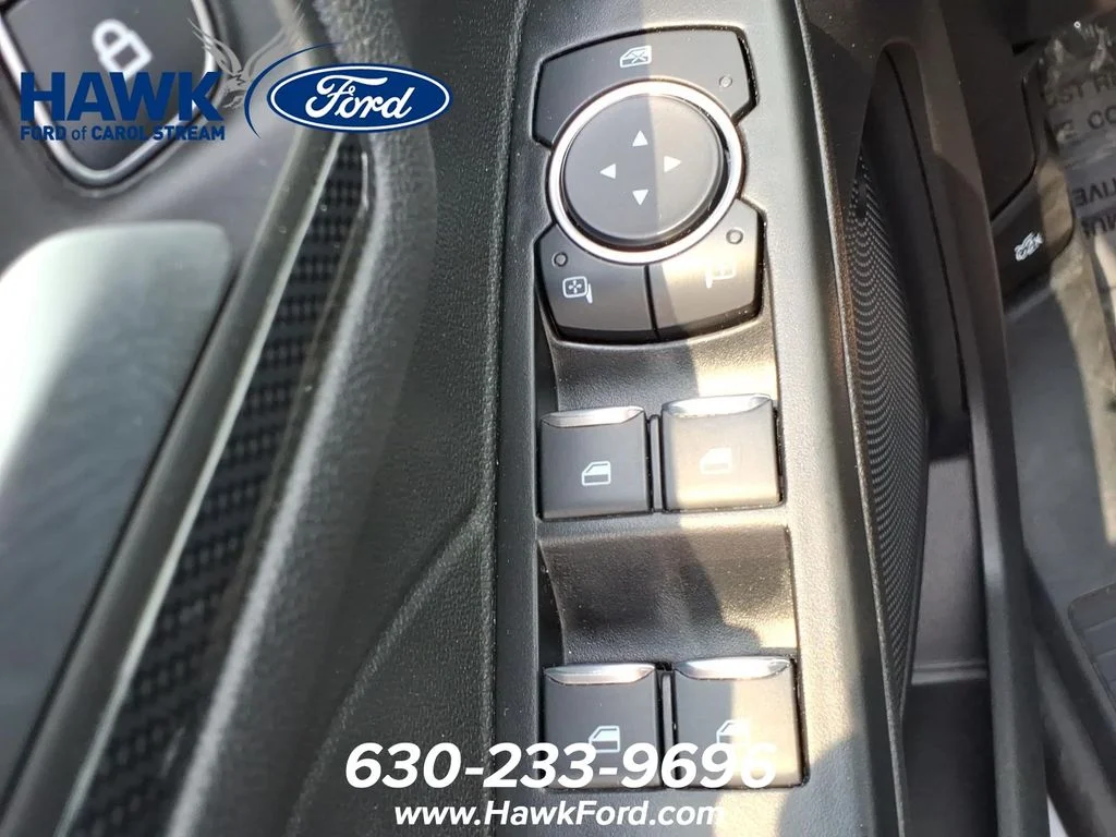 Used 2025 Silver Metallic Ford ST-Line Select image 19