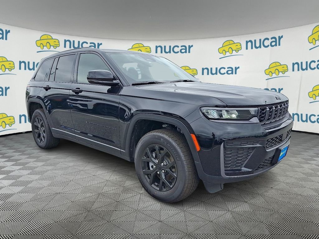 New 2026 Diamond Black Crystal Pearlcoat Jeep Altitude image 1