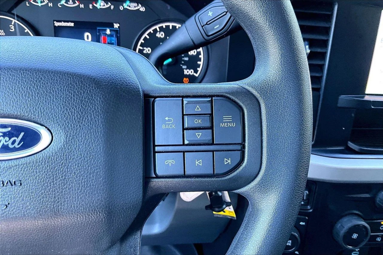 Used 2023 White Ford XLT image 27