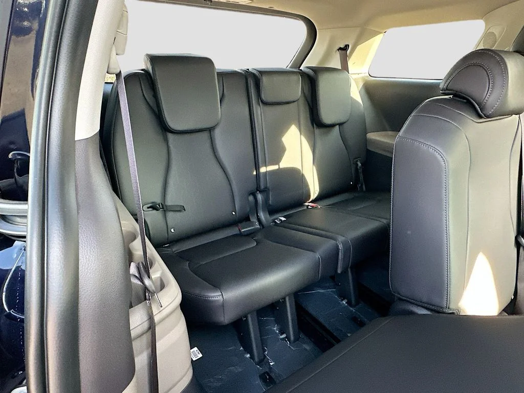 New 2026 Deep Chroma Blue Kia LXS image 27