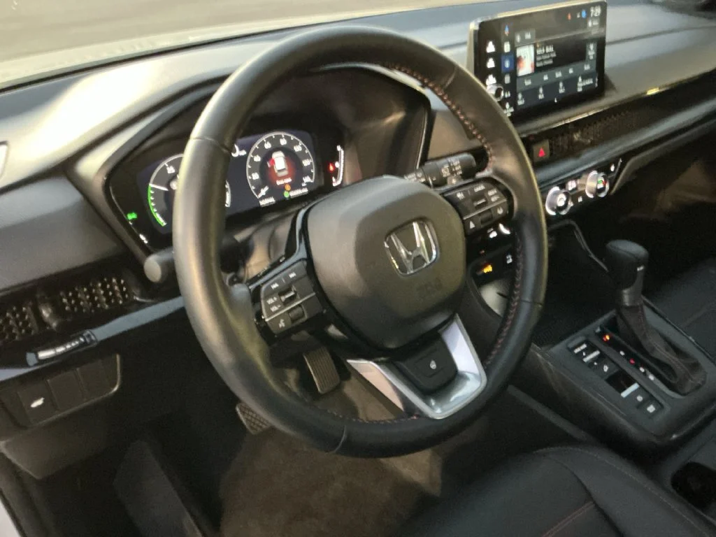 Used 2026 White Honda Sport Touring image 19
