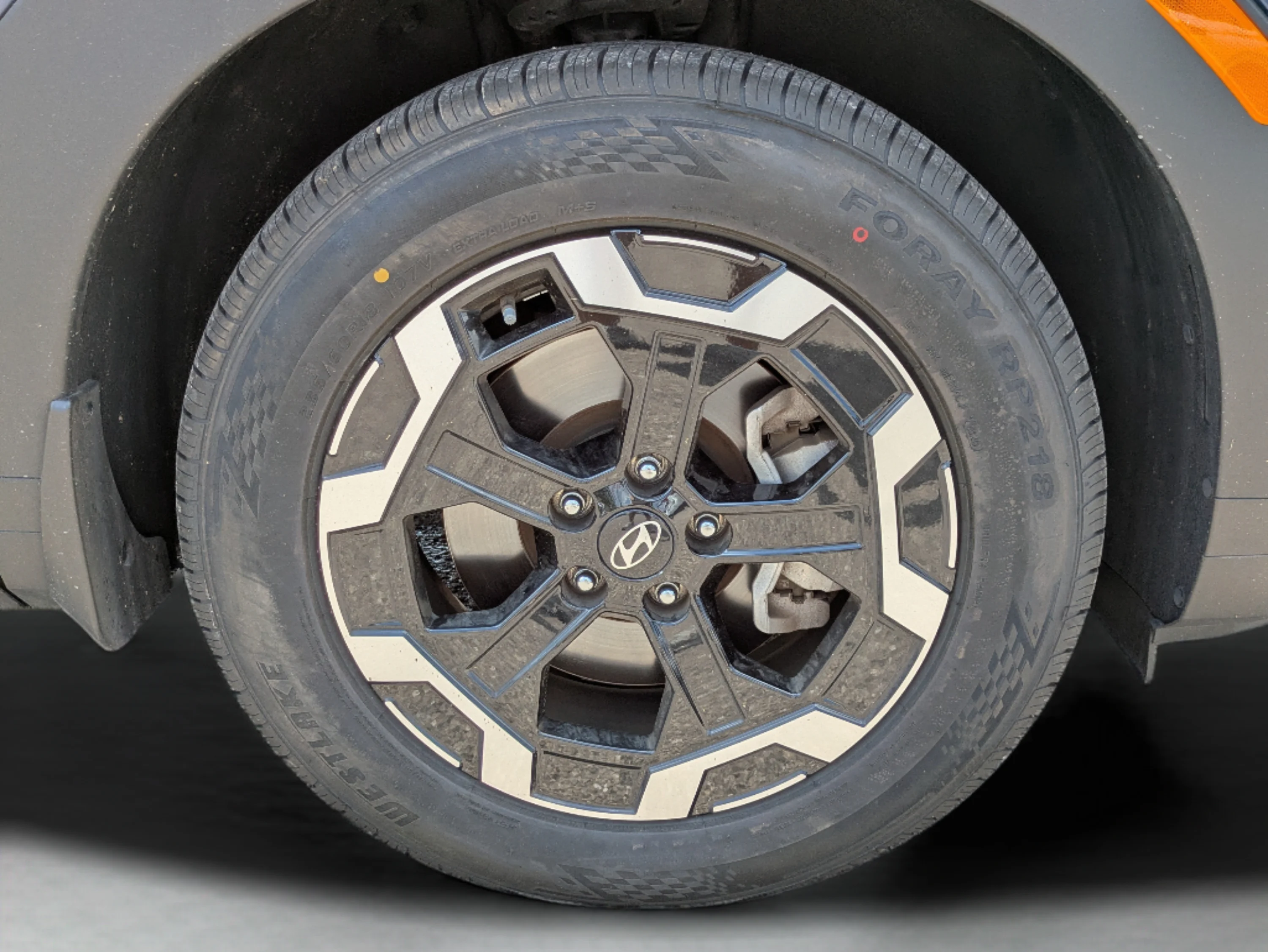 Used 2025 Atlantis Blue Hyundai SEL image 10