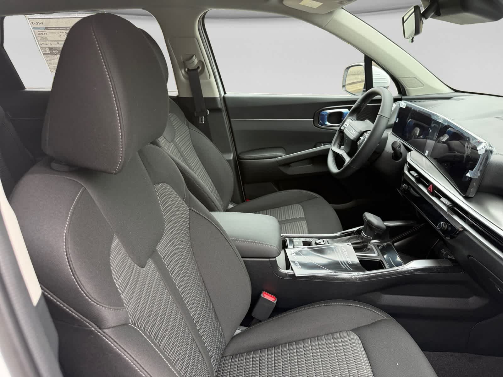 New 2026 Glacial White Pearl Kia LX image 20