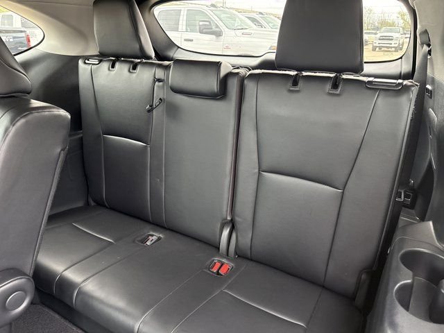 2024 Toyota Highlander XLE - Photo 16