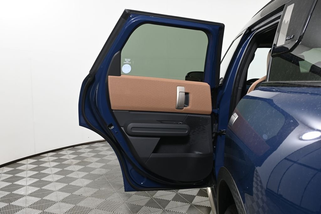 New 2027 Blue MINI Iconic image 27