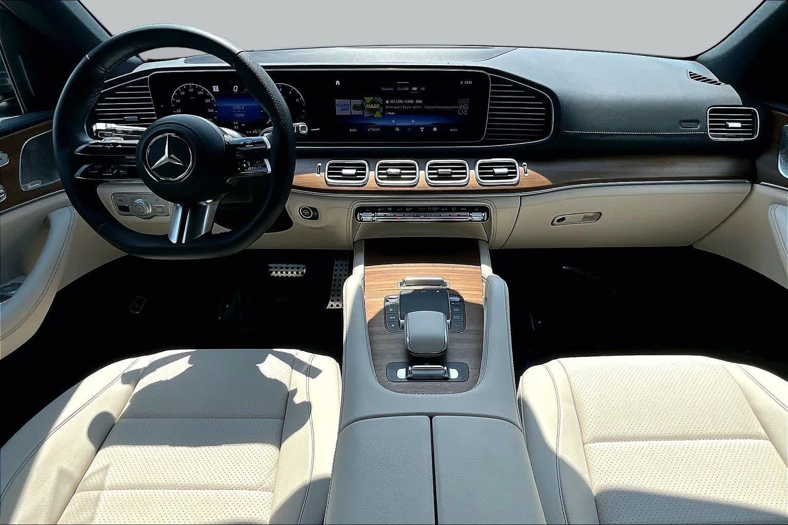Used 2024 Selenite Grey Metallic Mercedes-Benz GLS 450 image 16