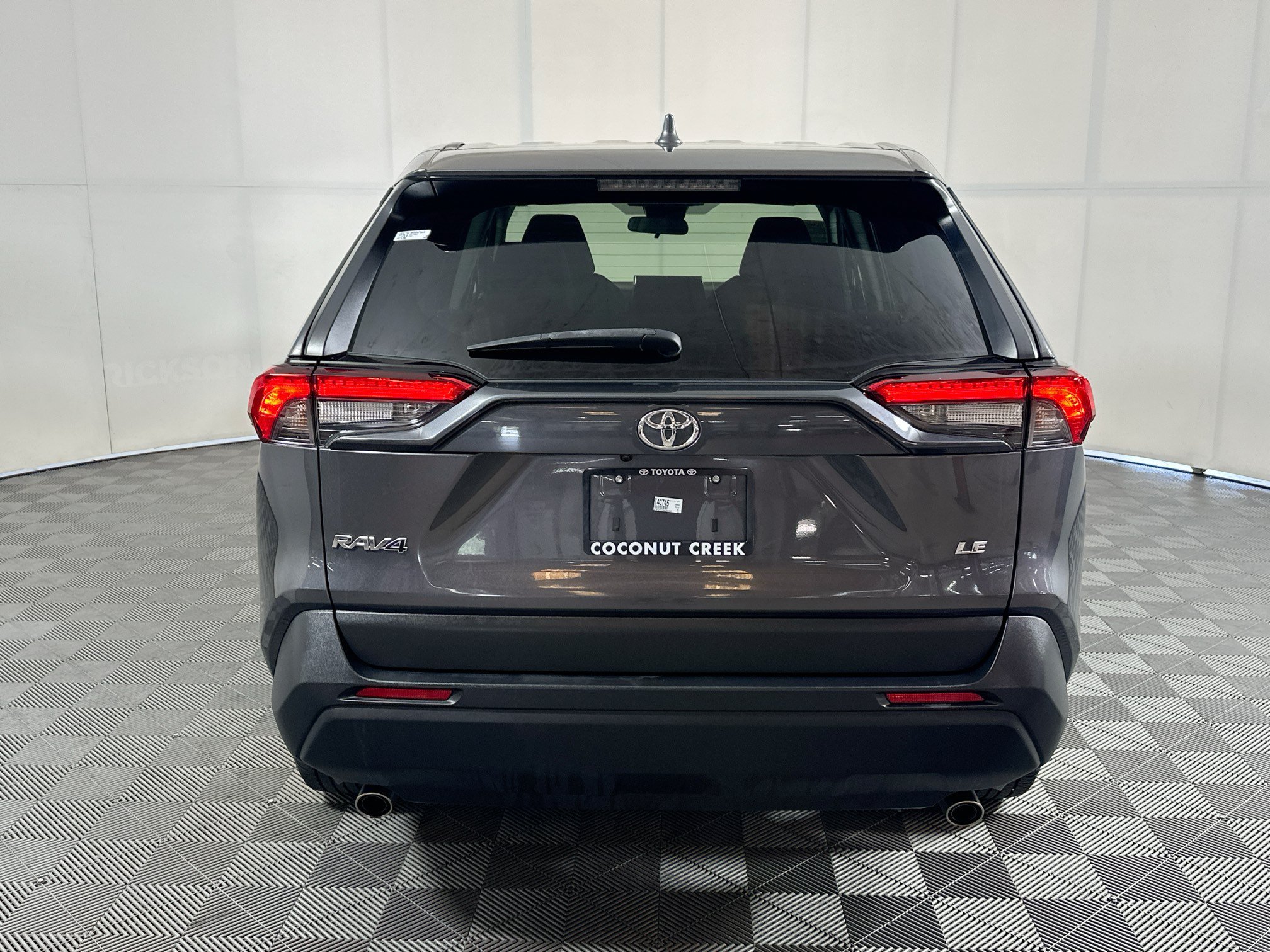 Used 2024 Magnetic Gray Metallic Toyota LE image 4
