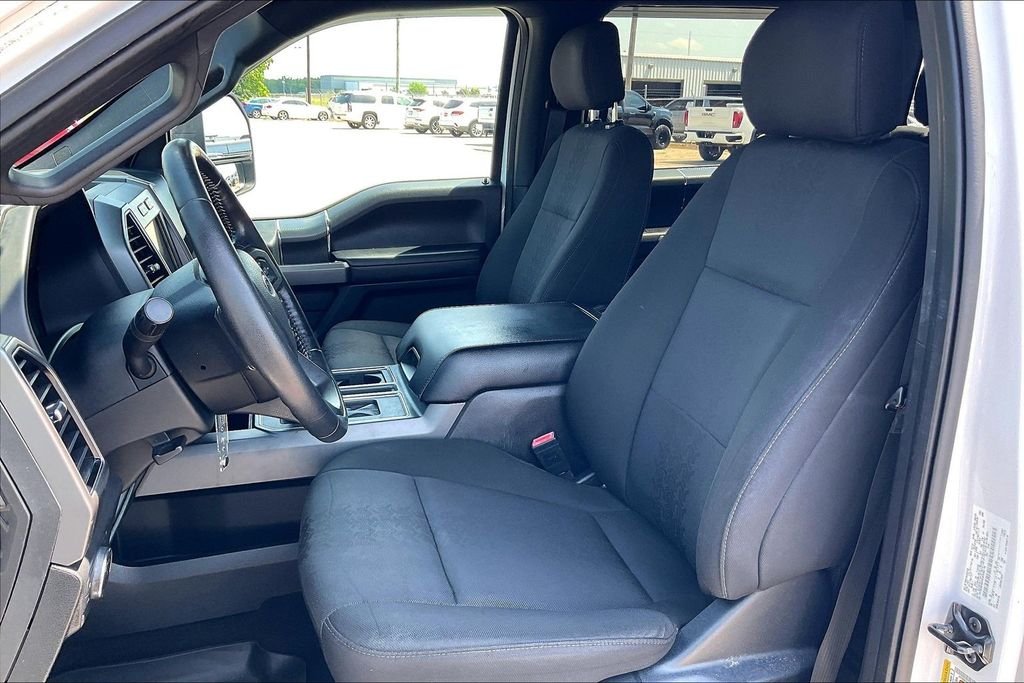 Used 2020 Oxford White Ford XLT image 18