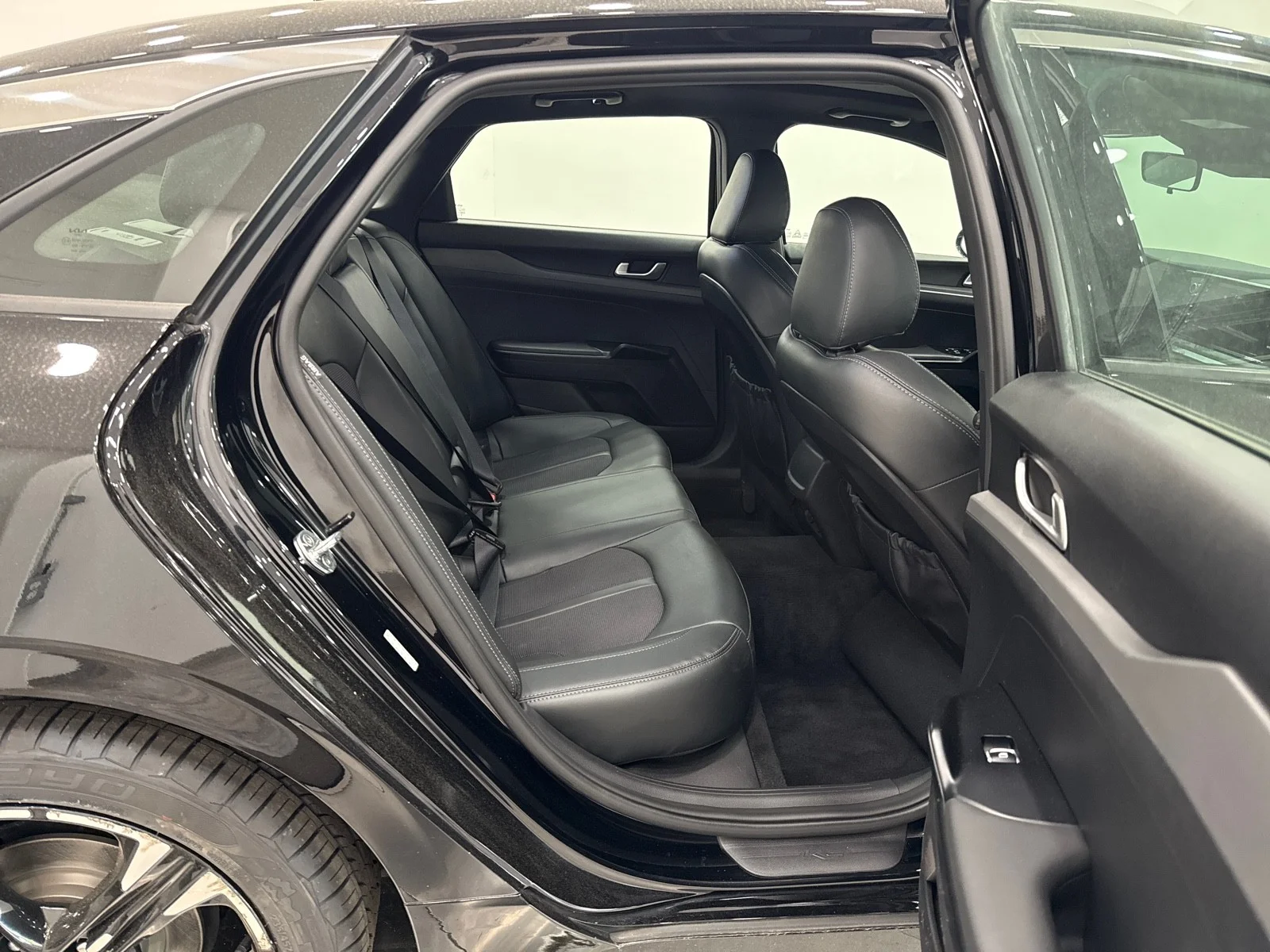Used 2022 Ebony Black Kia GT-Line AWD image 45