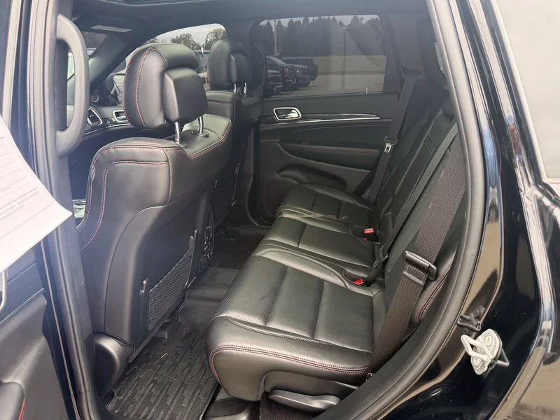 Used 2018 Black Jeep Trailhawk image 8