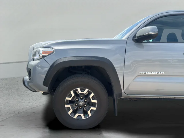 Used 2019 Gray Toyota  image 38