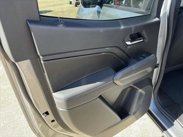 2026 GMC Canyon Elevation - Photo 11