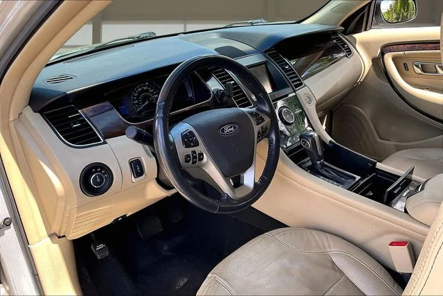 Used 2013 Silver Ford Limited image 14