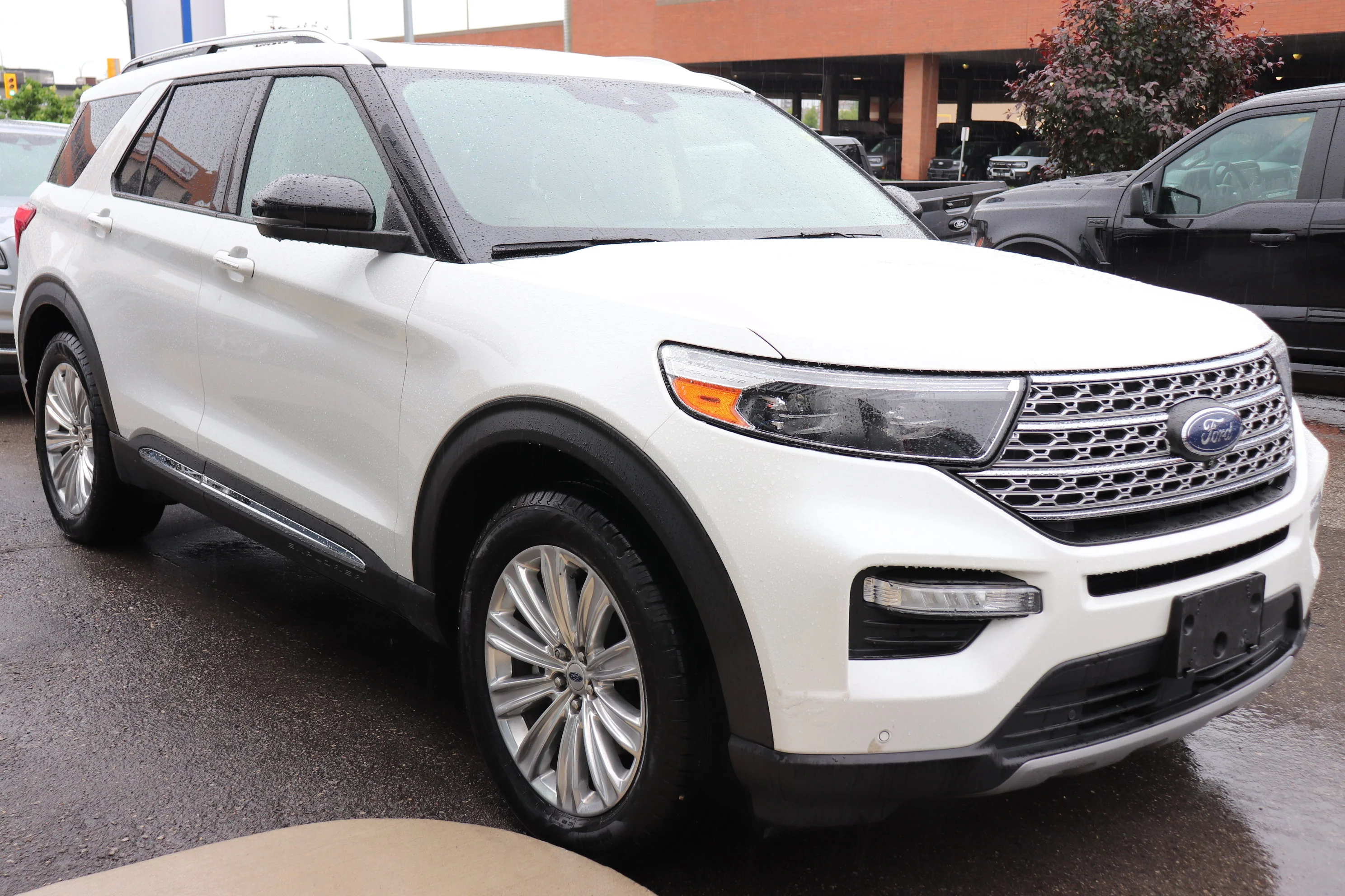 Used 2020 White Ford Limited 4WD image 4