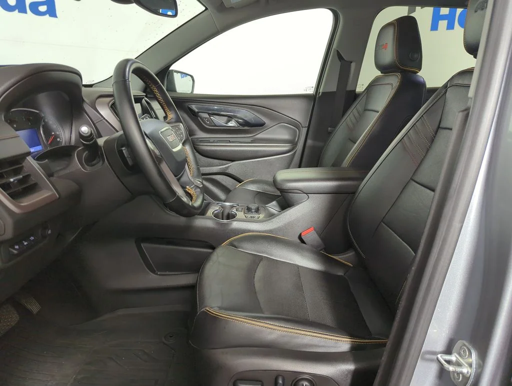 Used 2023 Sterling Metallic GMC AT4 image 7