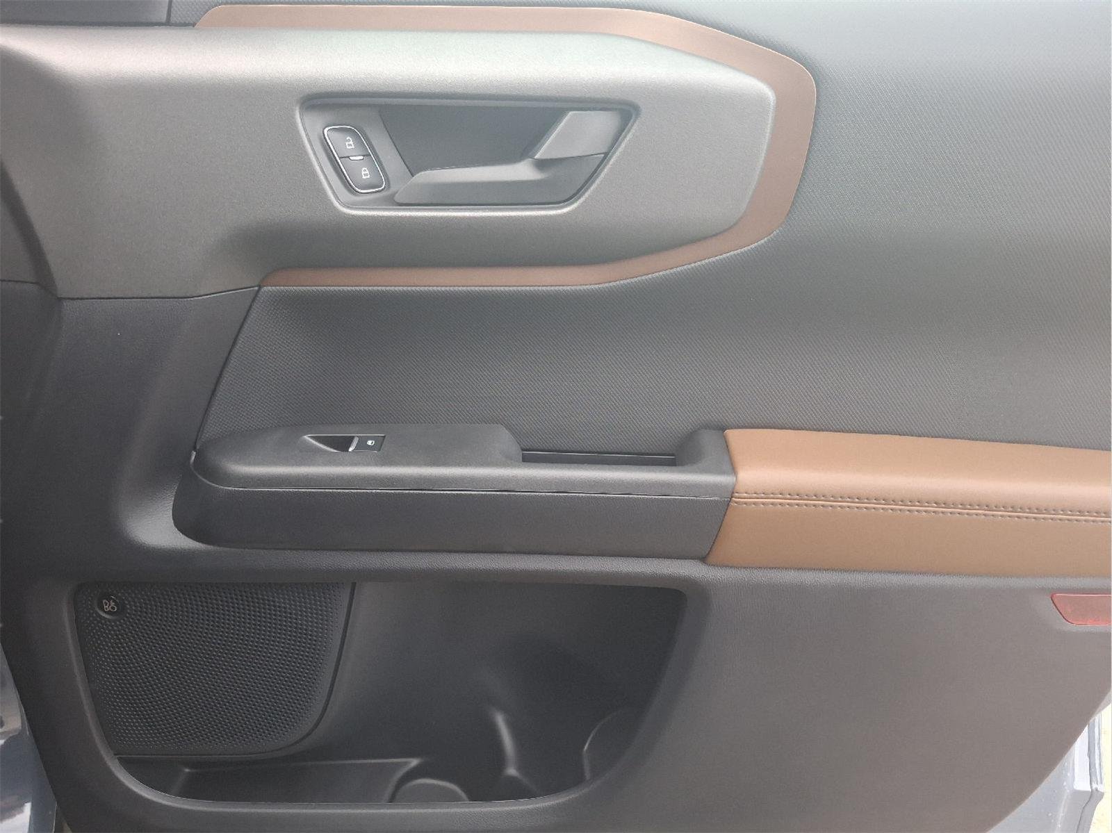 New 2025 Azure Gray Metallic Tri-Coat Ford Outer Banks® image 52