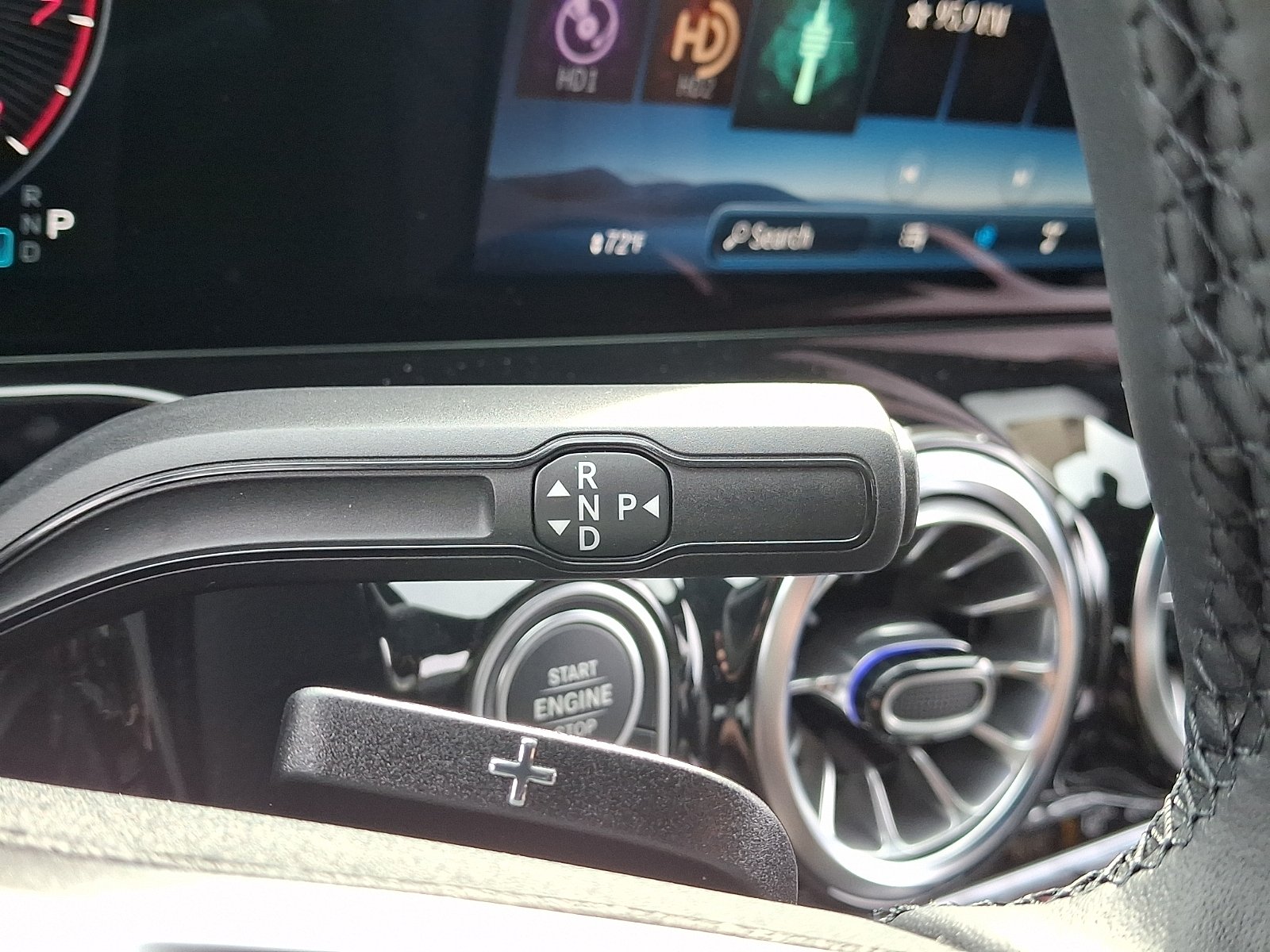 New 2026 Polar White Mercedes-Benz GLA 250 image 12