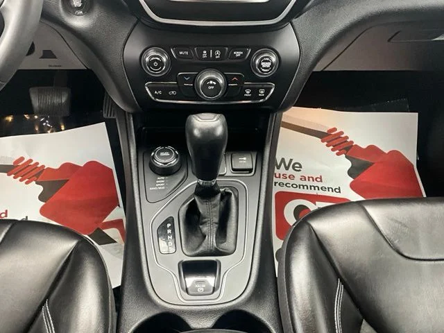 Used 2020 Gray Jeep Latitude Plus image 21