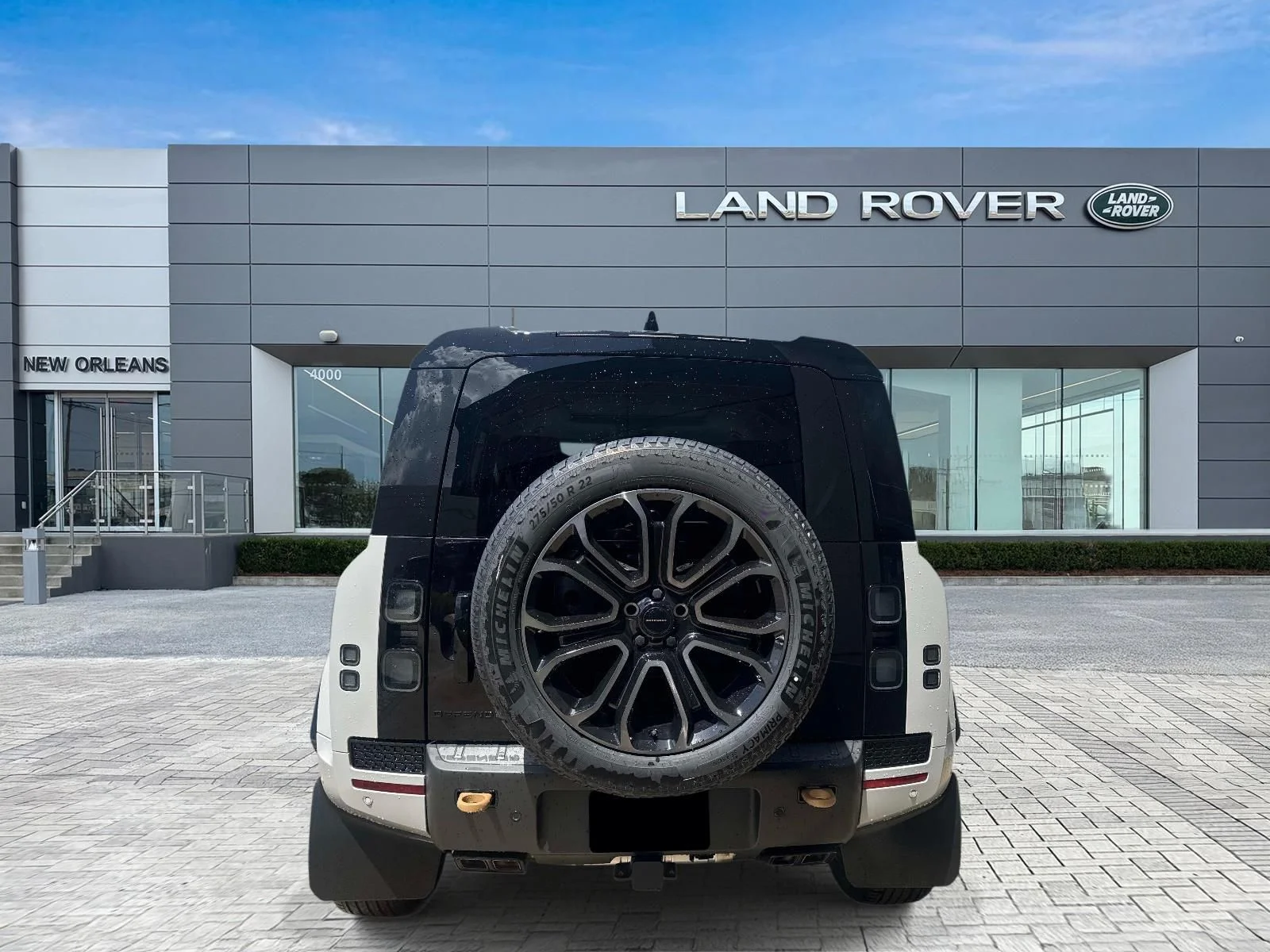 New 2026 Borasco Grey Land Rover OCTA image 6