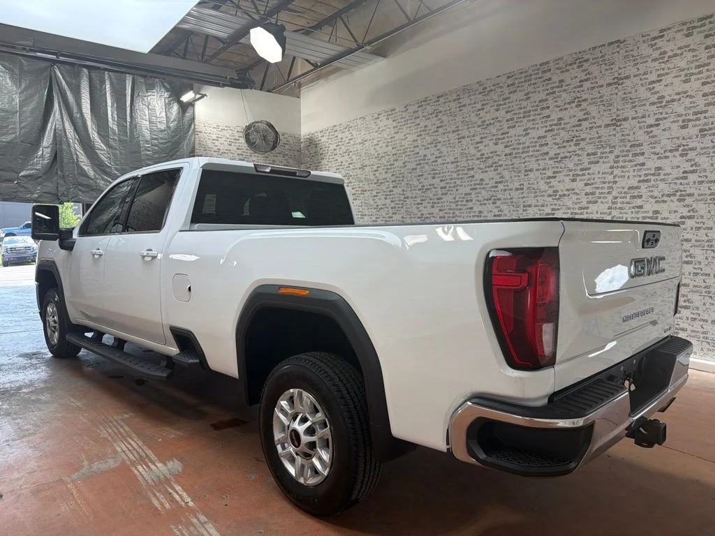 Used 2022 Summit White GMC SLE image 5