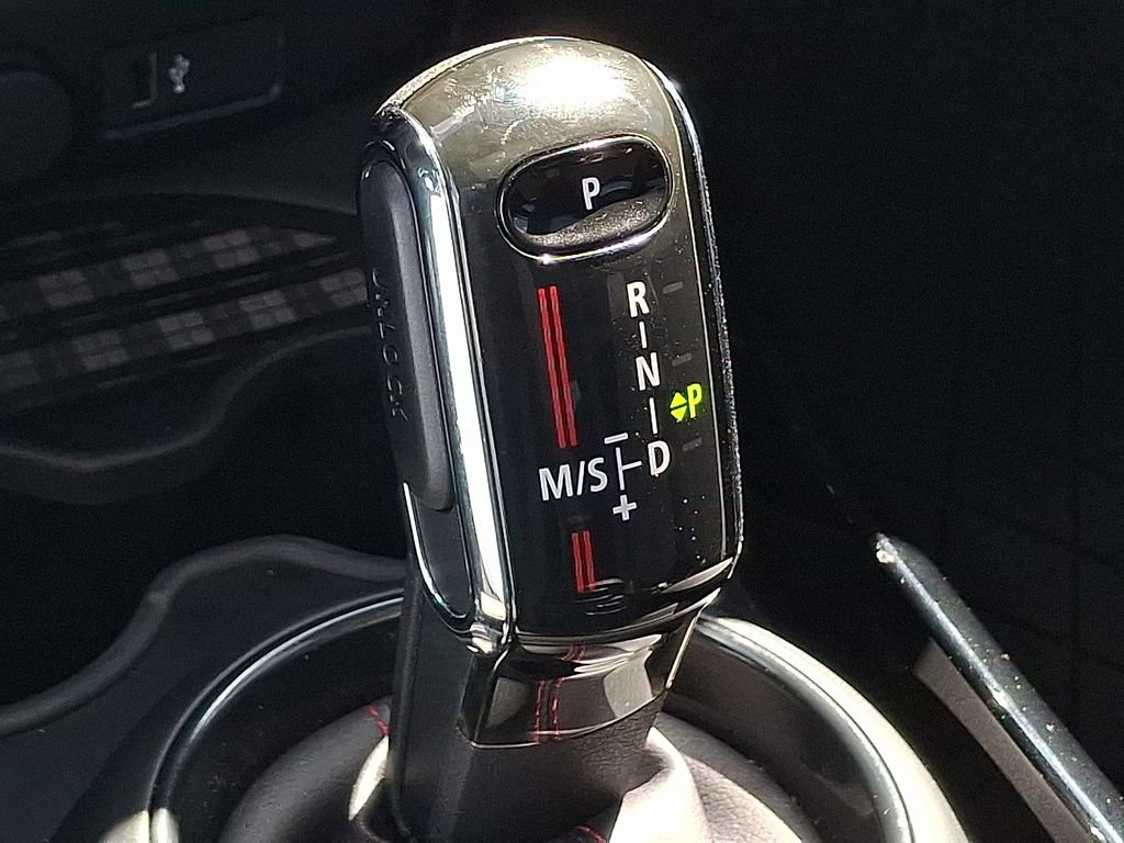 Used 2020 Gray MINI  image 21
