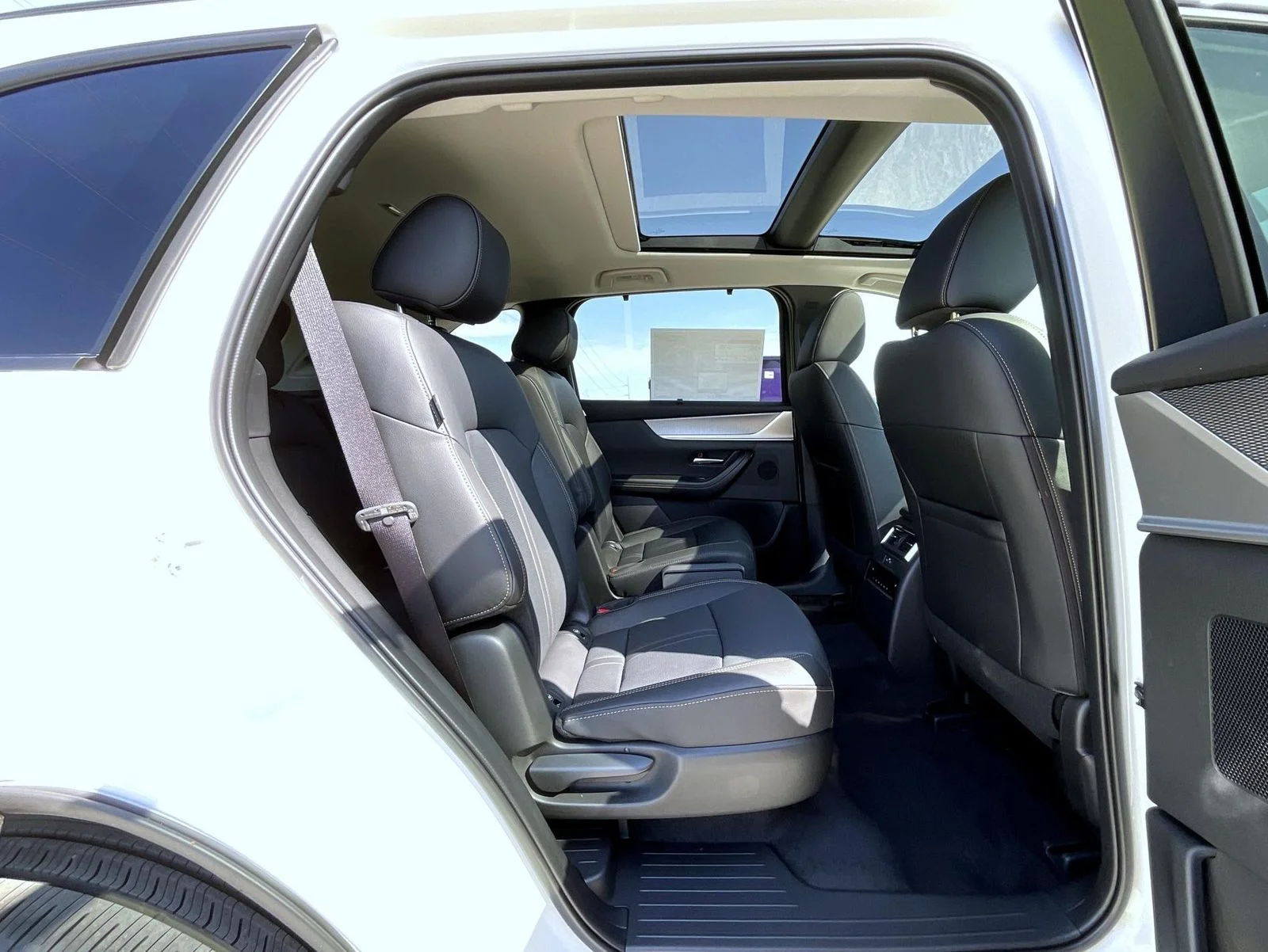 New 2026 White Mazda 3.3 Turbo Premium image 19