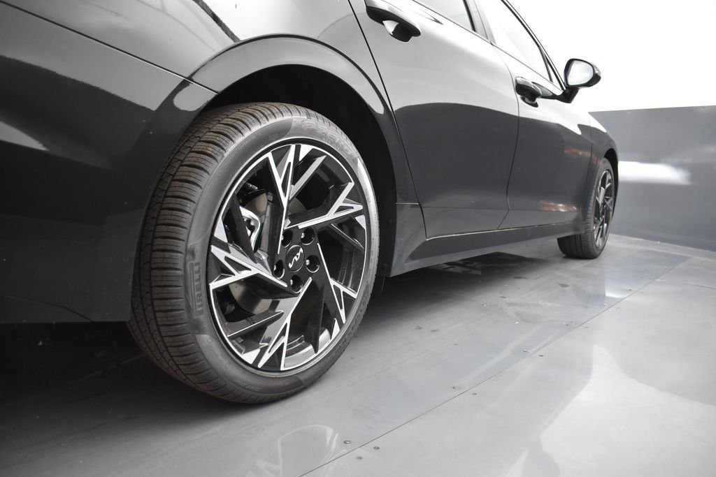 New 2026 Aurora Black Pearl Kia GT-Line FWD image 20
