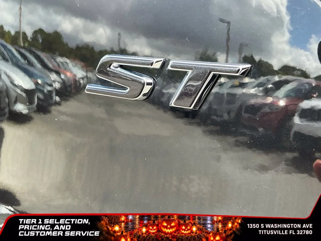 Used 2023 EBONY TWILIGHT METALLIC Buick Select image 19