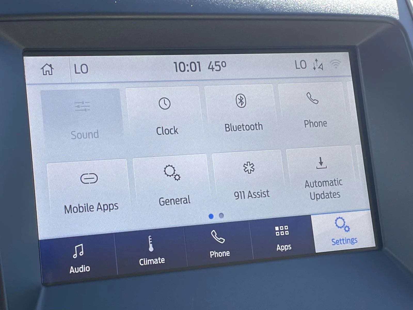 Used 2020 Magnetic Metallic Ford SE image 16