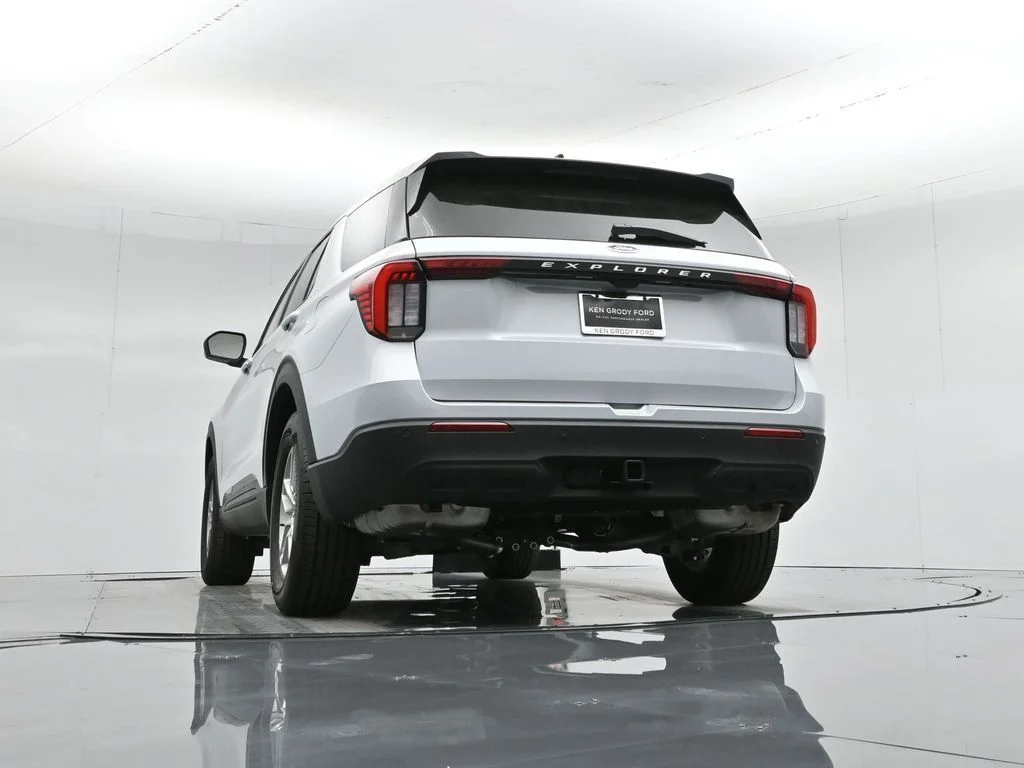 New 2026 White Ford Active image 57