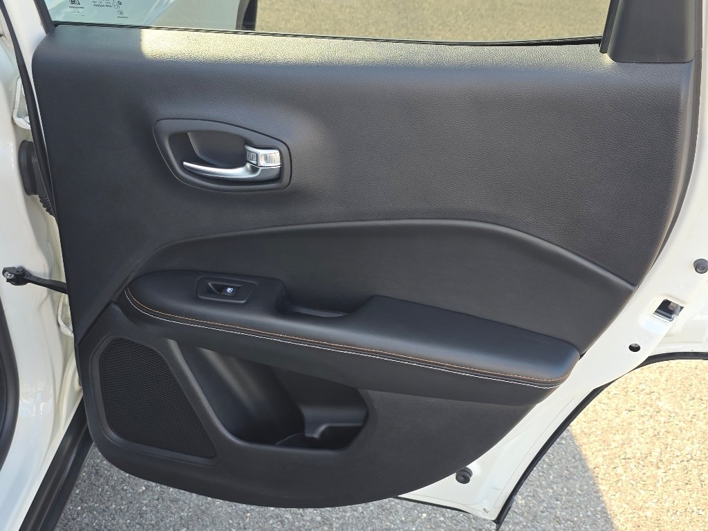 Used 2017 White Clear Coat Jeep Latitude image 22