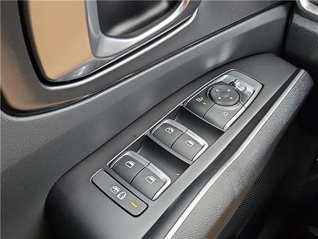 New 2026 Glacial White KIA S Front-Wheel Drive image 14