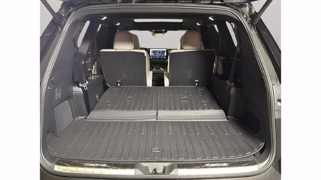 2025 Lexus TX Premium - Photo 32