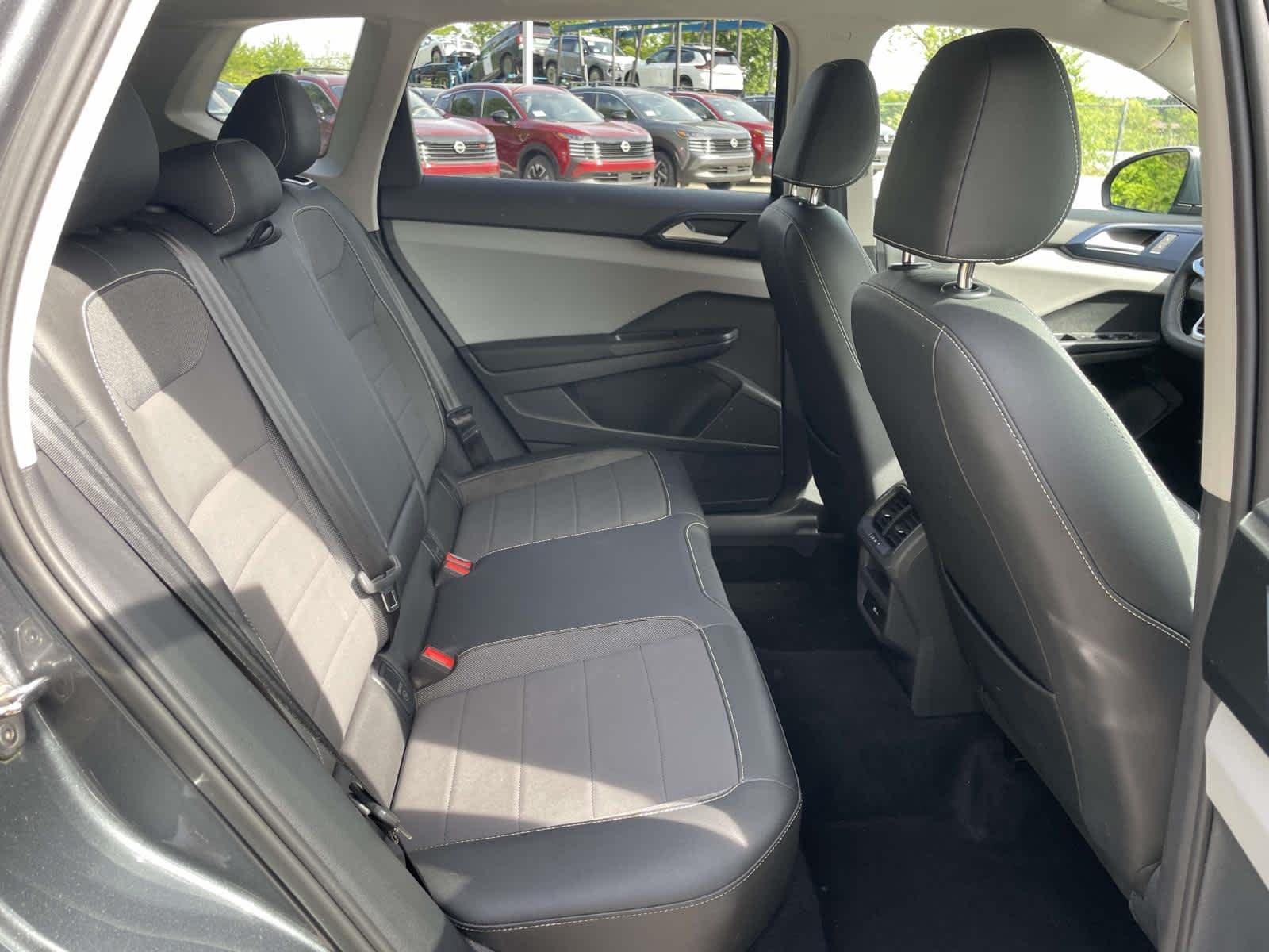 Used 2022 Platinum Gray Metallic Volkswagen SE image 21