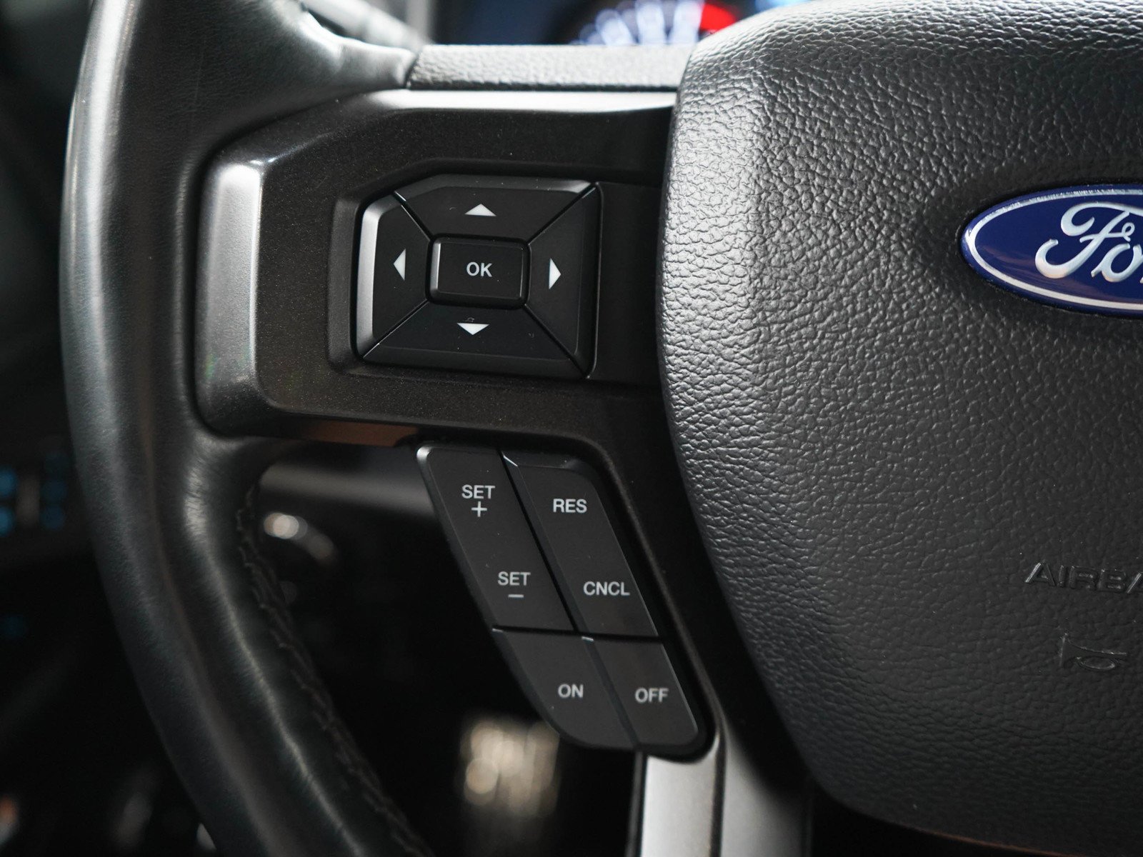 Used 2020 Blue Metallic Ford Limited image 22