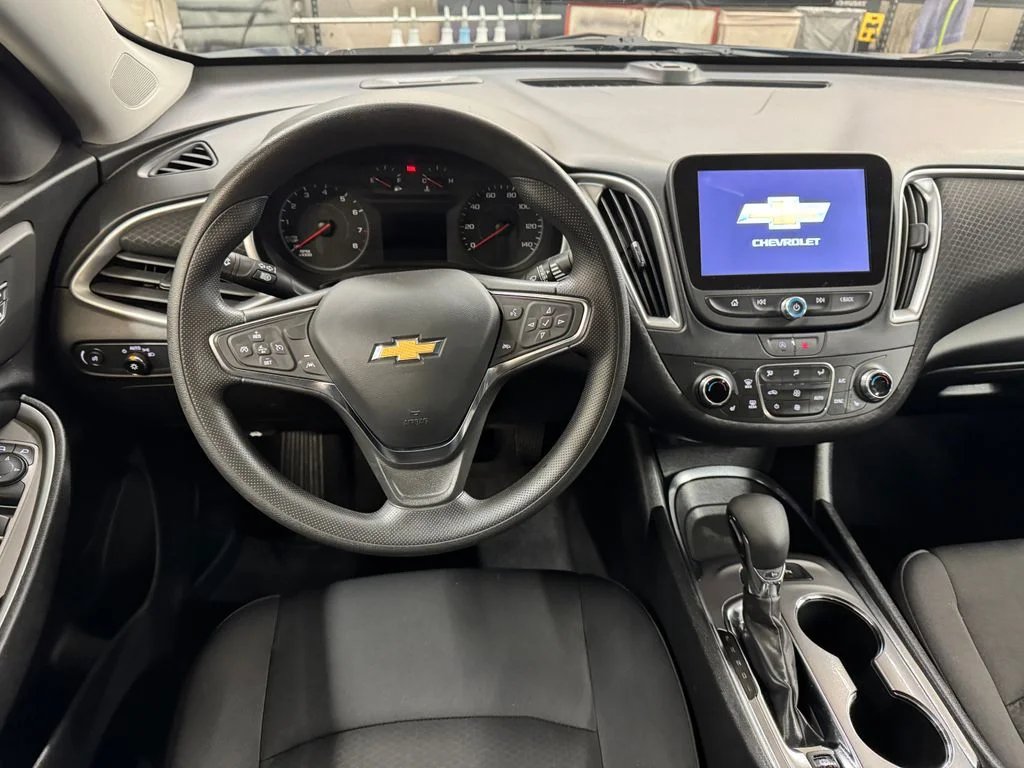 Used 2024 Blue Chevrolet LT image 18