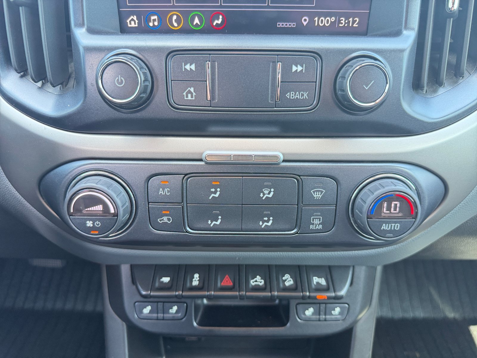 Used 2019 Black Chevrolet 4WD Z71 image 17