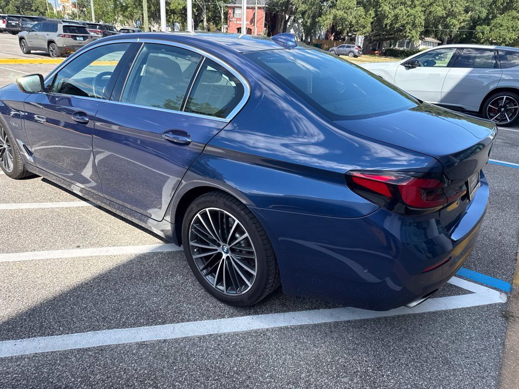 Used 2023 Blue BMW 530e iPerformance image 10