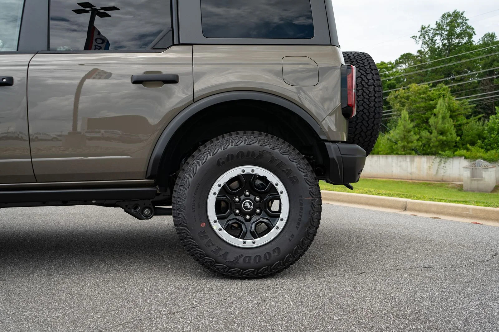New 2026 Marsh Gray Ford Badlands® image 14