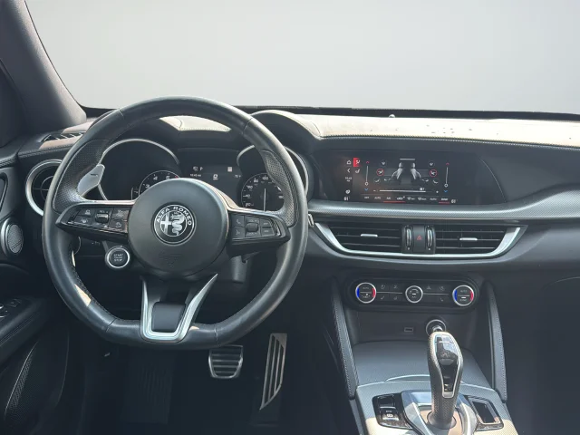 Used 2023 Blue Alfa Romeo Veloce image 11
