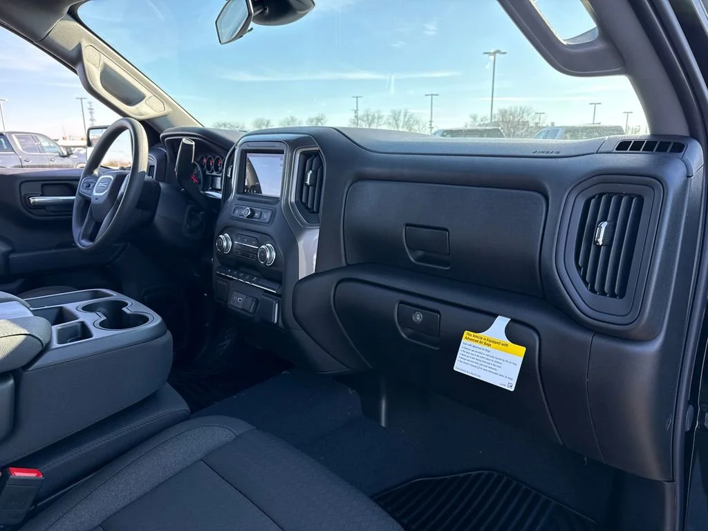 New 2026 Onyx Black GMC Pro image 37