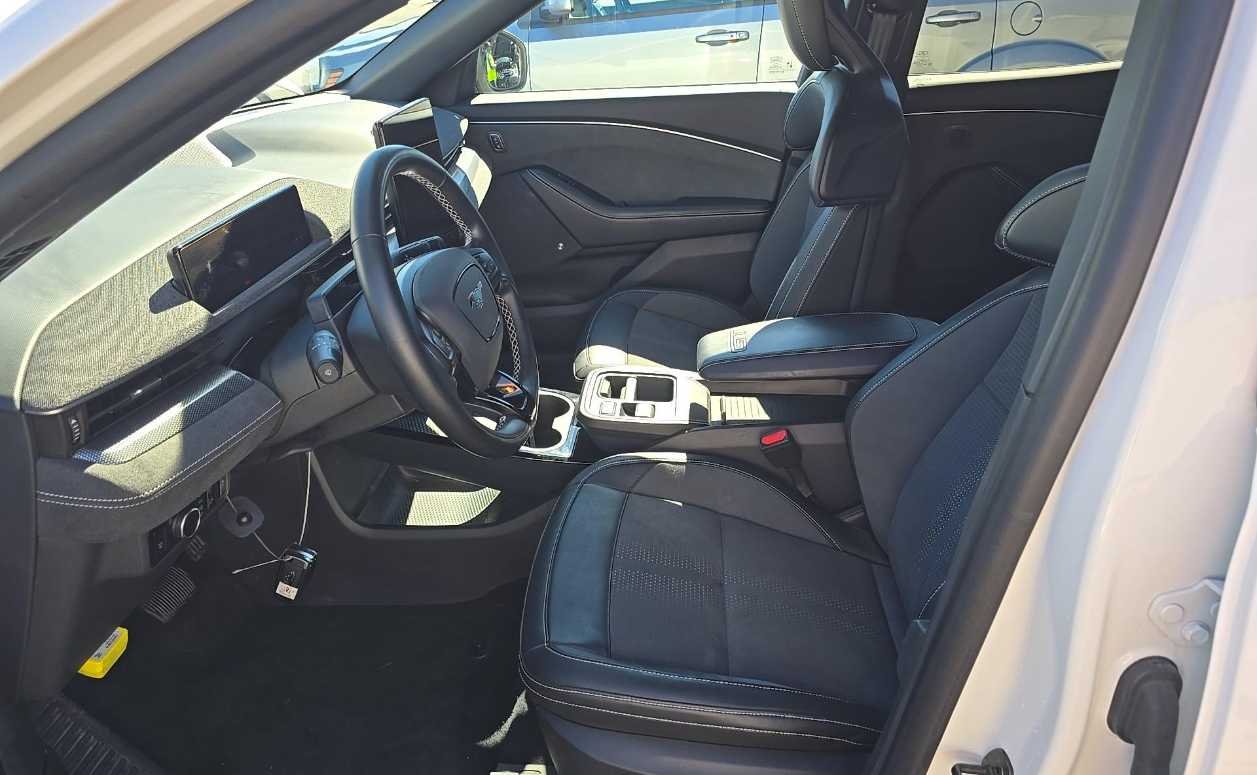 Used 2025 Star White Metallic Tri-Coat Ford GT image 4