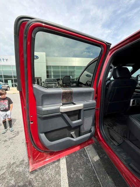 Used 2022 Red Ford Lariat image 18