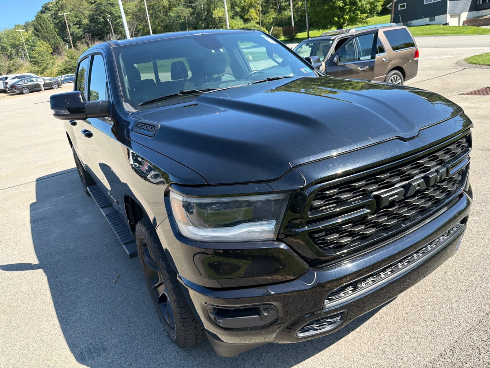 Used 2023 Diamond Black Crystal Pearlcoat Ram Big Horn image 3