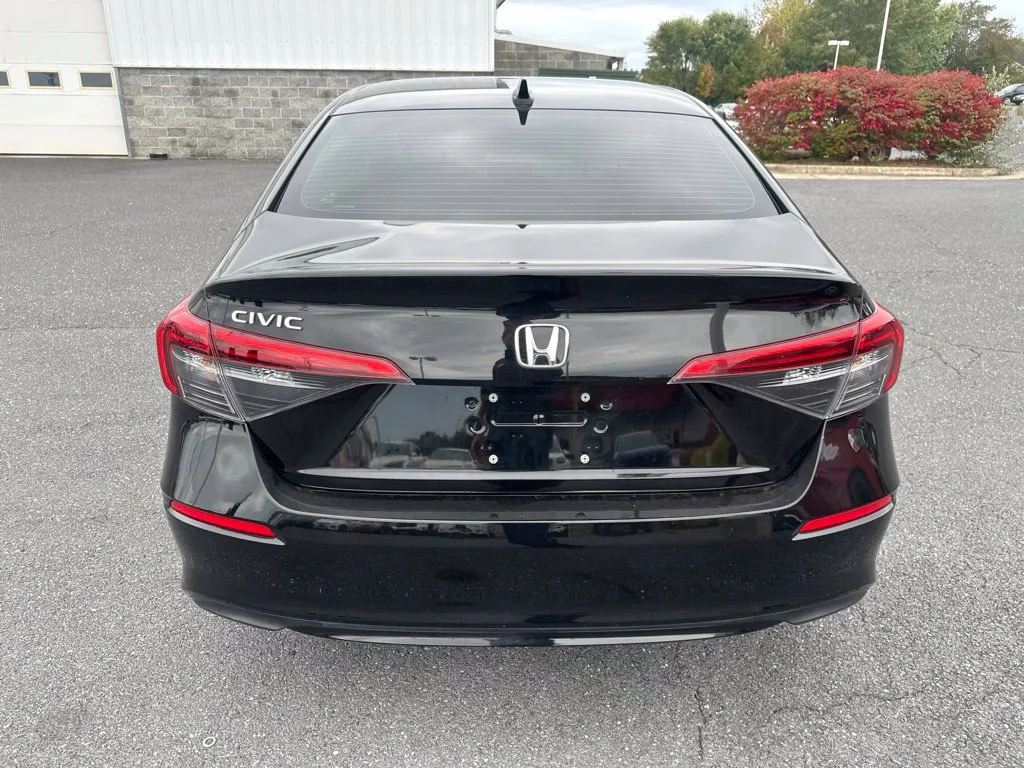 Used 2023 Crystal Black Pearl Honda EX image 4