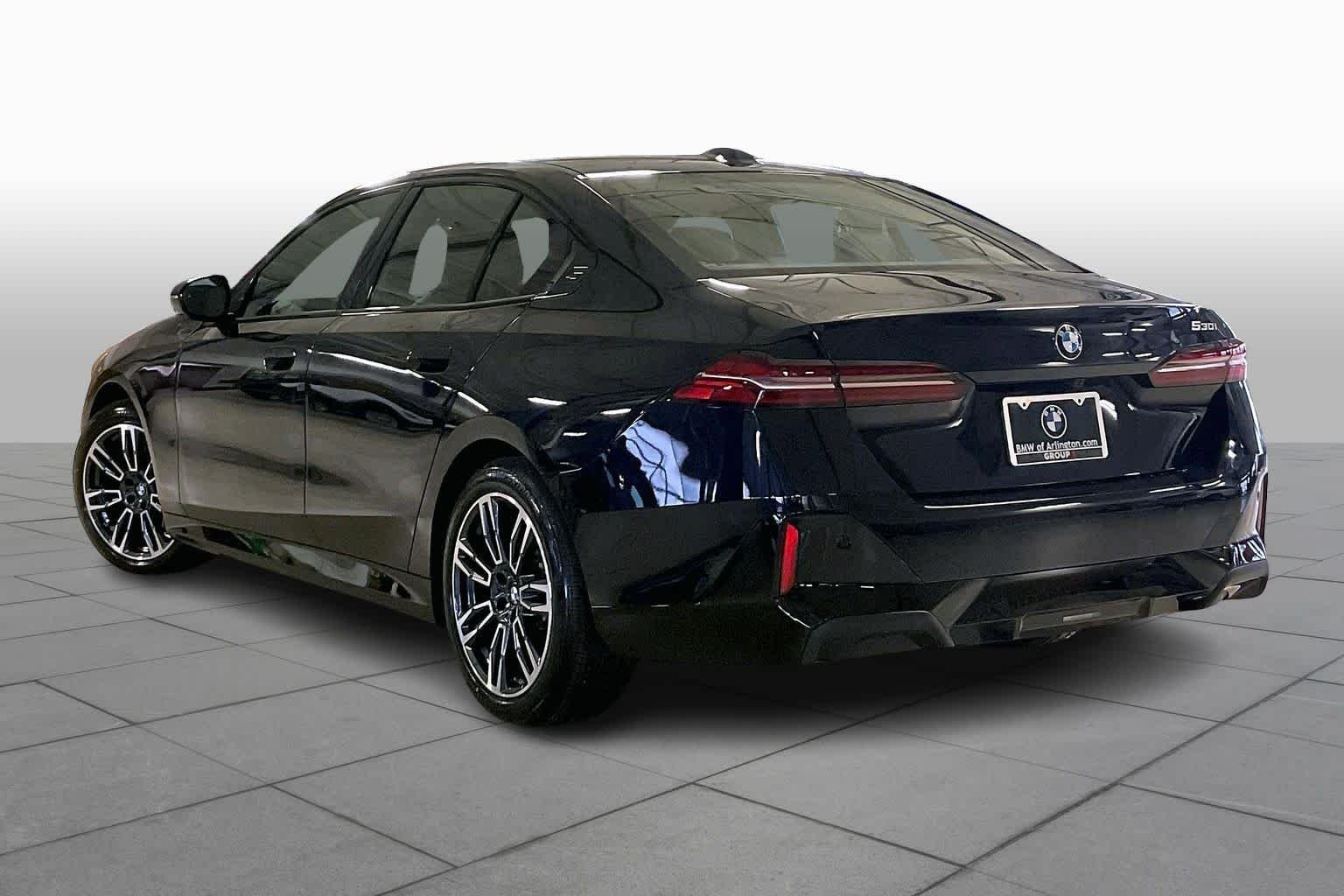 New 2026 Carbon Black Metallic BMW 530i image 12