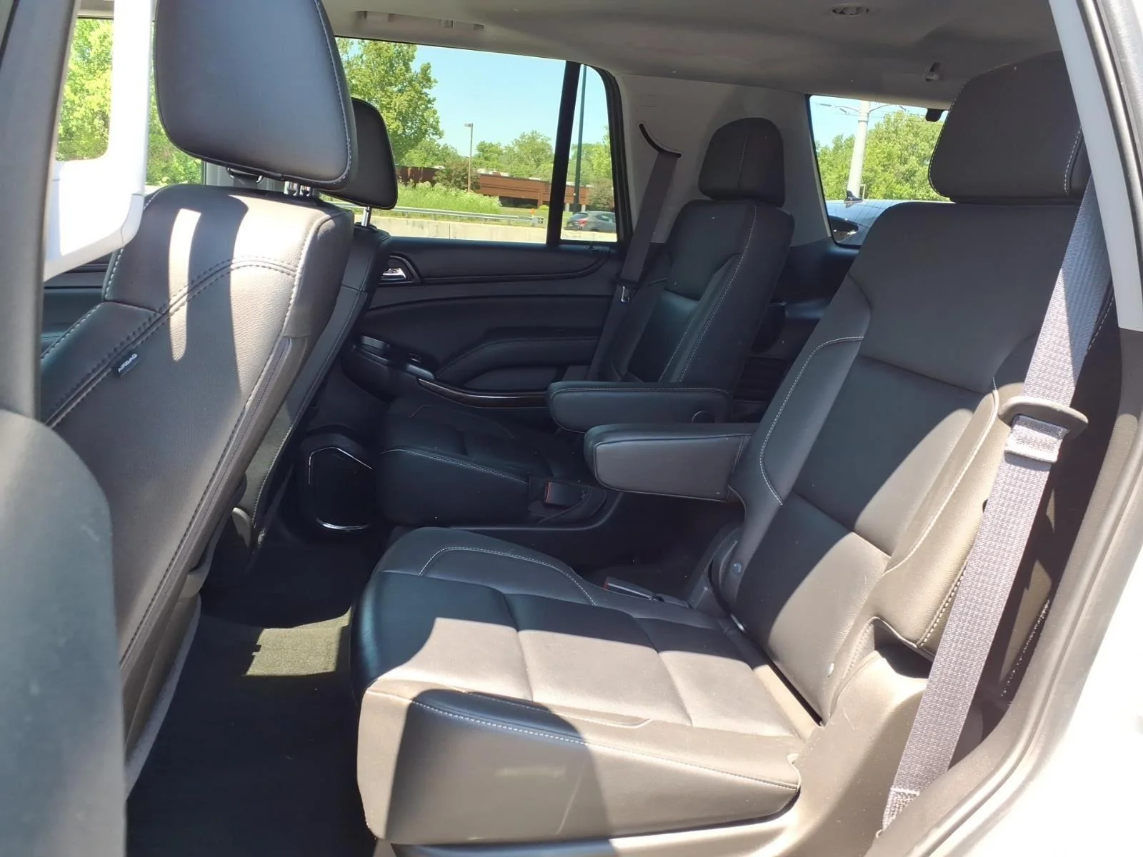 Used 2016 Silver Ice Metallic Chevrolet LT image 19