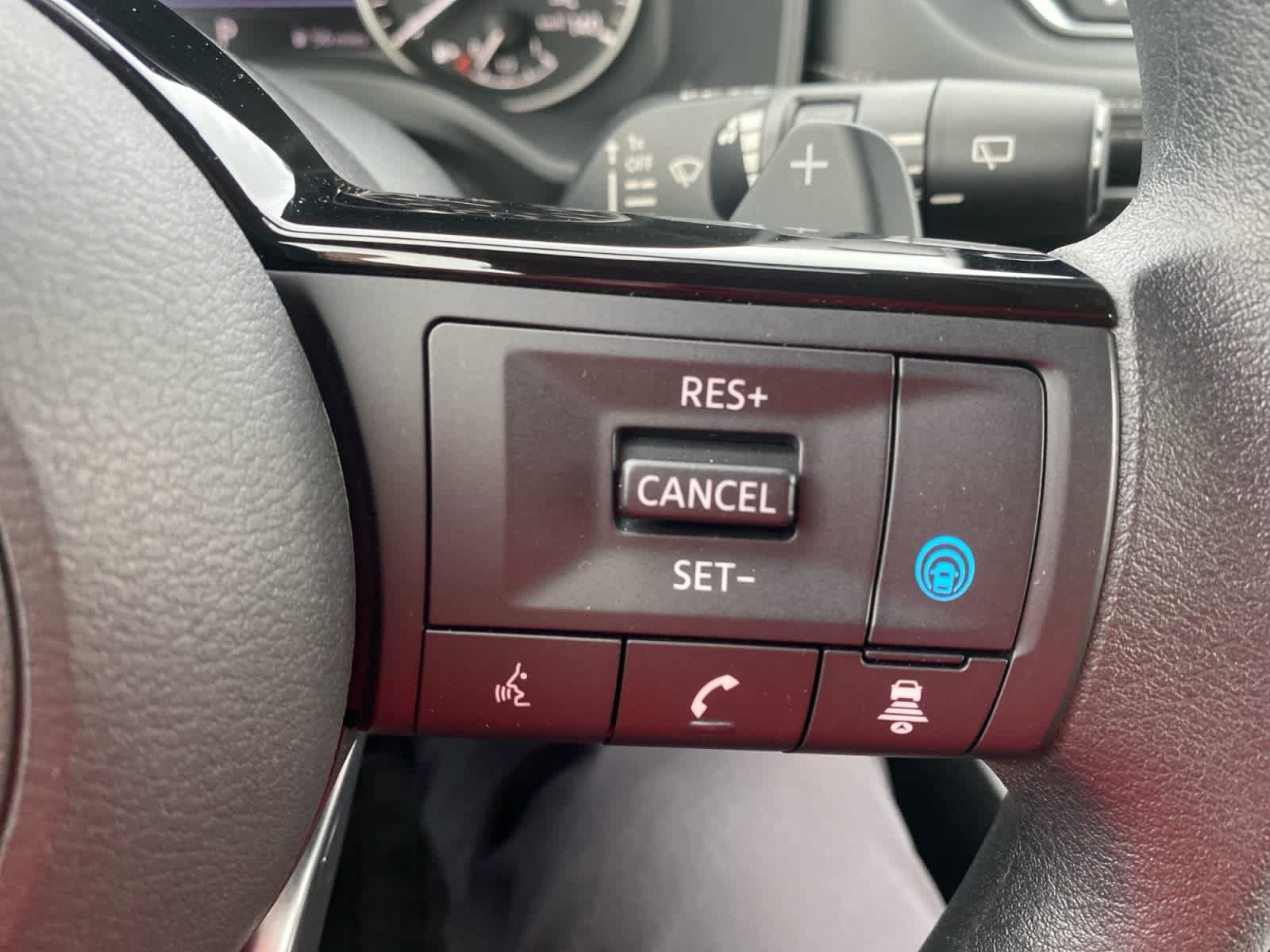 Used 2023 Gun Metallic Nissan SV image 27
