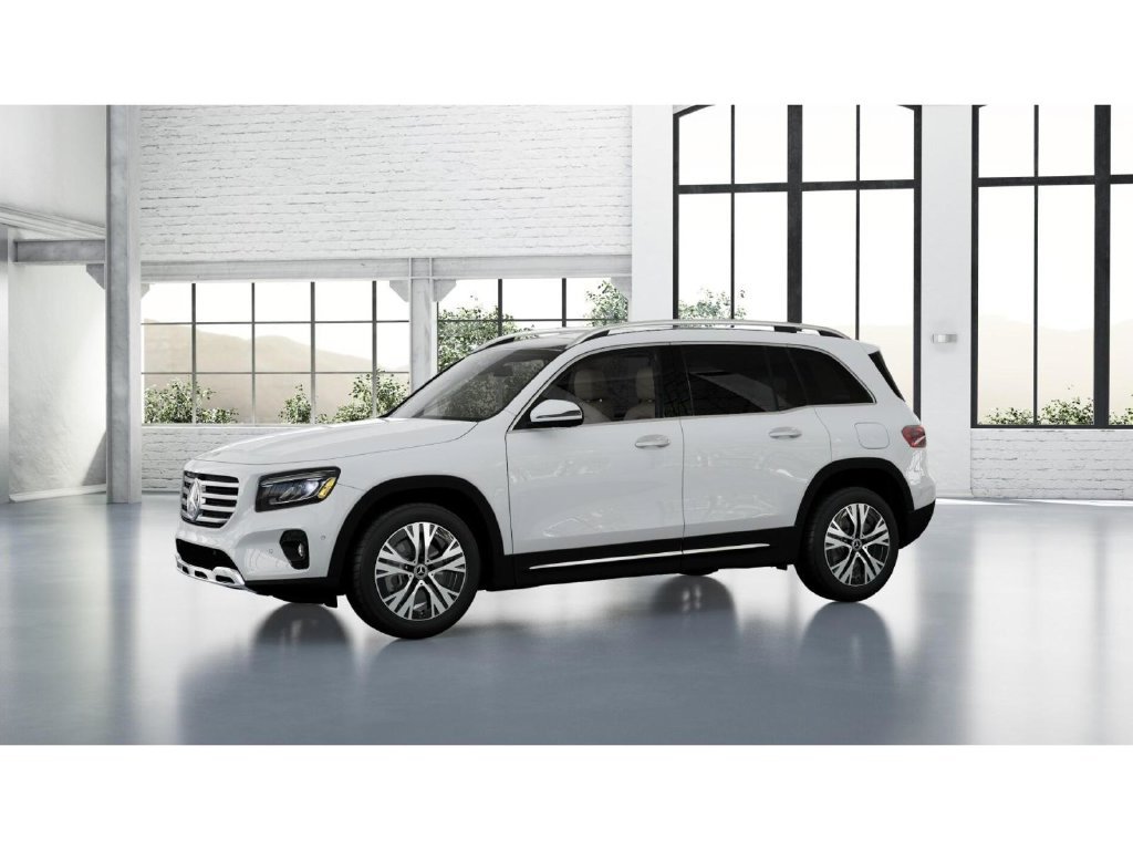 New 2026 Polar White Mercedes-Benz GLB 250 image 37