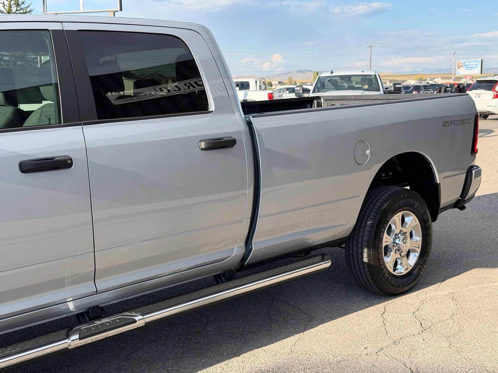 New 2027 Silver-Zynith Exterior Paint RAM Big Horn image 18
